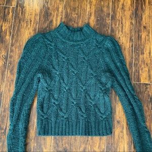 DYNAMITE GREEN SWEATER 🌱